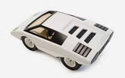 Playforever Ufo Colomba in Weiß | Design Spielzeugauto für Kinder, Sammler und Petrolheads.