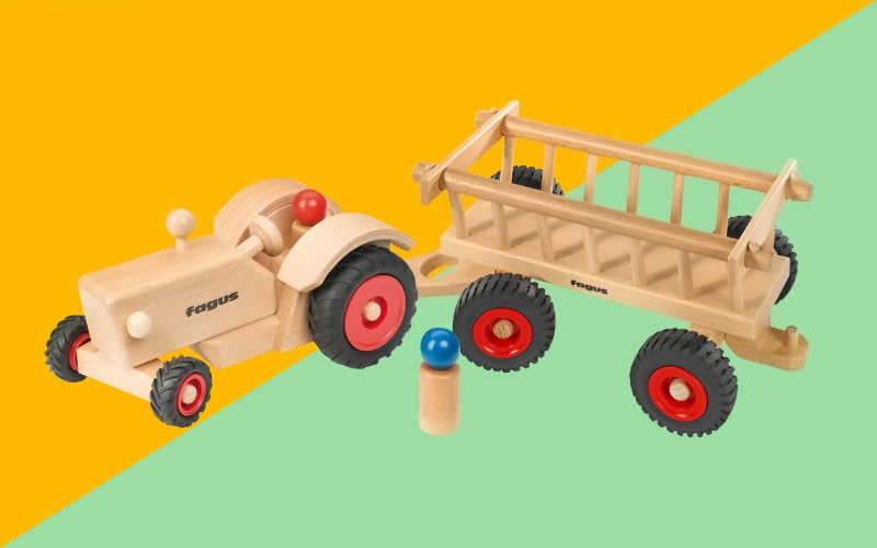 Set Traktor mit Heuwagen-Anhänger aus Holz