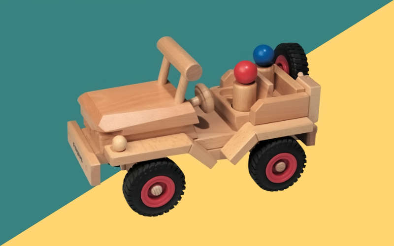 Fagus Holzspielzeug Jeep (lenkbar)