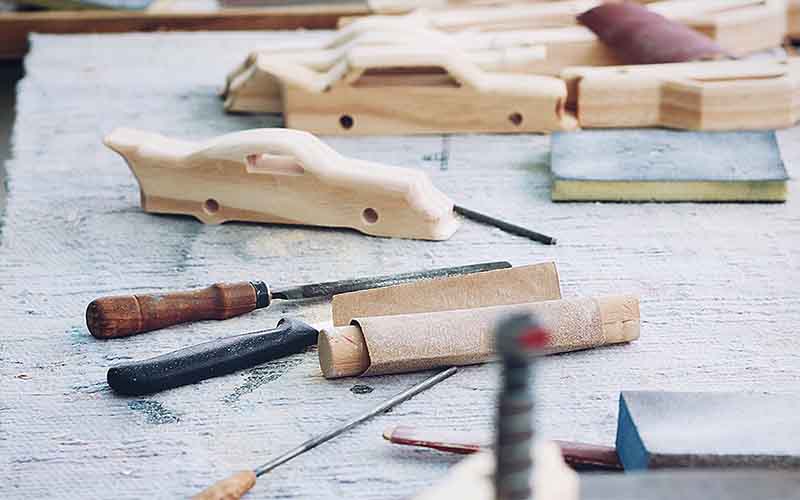 Holz-Spielzeugauto | Handgemachte Holzautos inspiriert von Oldtimern und Classic Cars