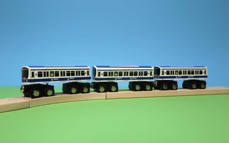 Holzeisenbahn München UBahn U1 | Spielzeug Holzubahn 3er Set