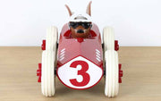 Playforever Rufus Patrick | Der Spielzeug Rennwagen mit Schlappohr Hund als Rennfahrer