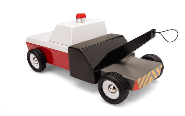 Abschleppwagen zum Spielen von Candylab Toys jetzt bei Holzflitzer bestellen!