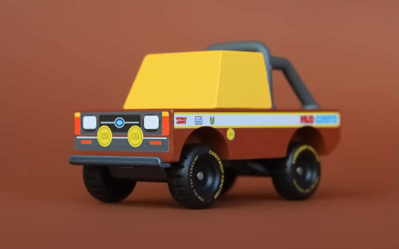 MUD COYOTE TOONS™ Candycar® | Candylab Toys