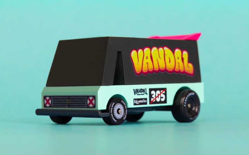 Candycar Toons Vandal 305 | Candylab Toys Holzauto