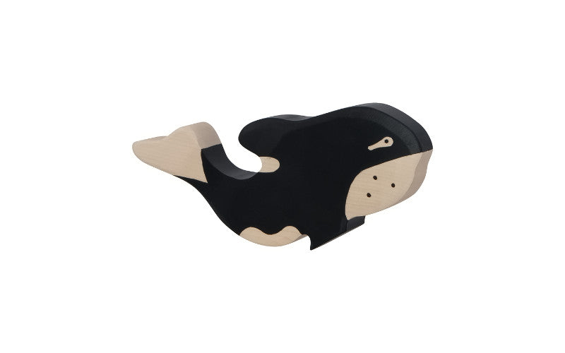 ORCA Wal Holztier für Kinder schwarz weiß bemalt von der Marke Holztiger | Holztiere & -figuren