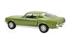 Norev Modellauto eines Ford Mustang Fastback GT (Grün Metallic) im 1:12 Maßstab