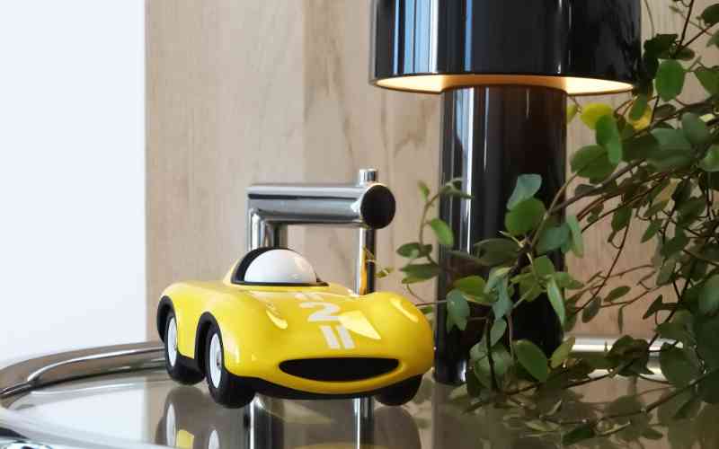 Playforever Speedy Le Mans | Gelbes Design Spielzeugauto für Kinder