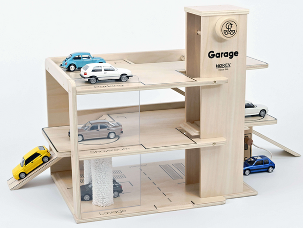 Garage en bois avec ascenseur | Norev