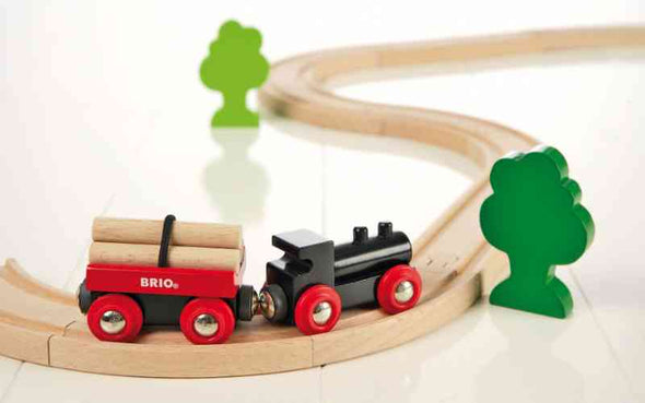 BRIO Eisenbahn aus Holz Starter Set | Spielzeug Holzeisenbahn