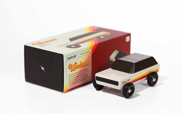 Candylab Toys Wanderer | Spielzeug Holzauto im Retro Style