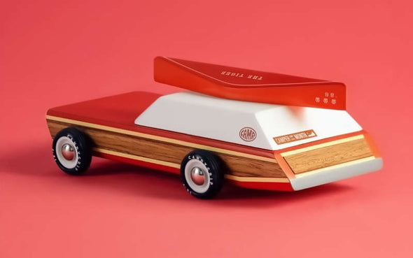 Candylab Toys Woodie Red mit Kanu | Candylab x CAMP Collabo Special Edition