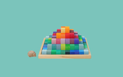 Grimms Stufenpyramide (klein) | Montessori Holzspielzeug von Grimms