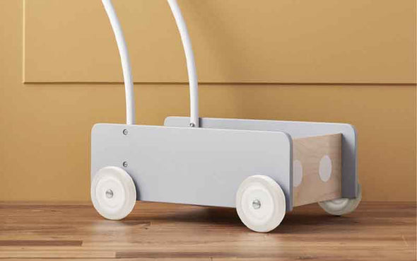 Lauflernwagen von Kids Concept | Blauer Laufwagen aus Holz für Baby und Kleinkind