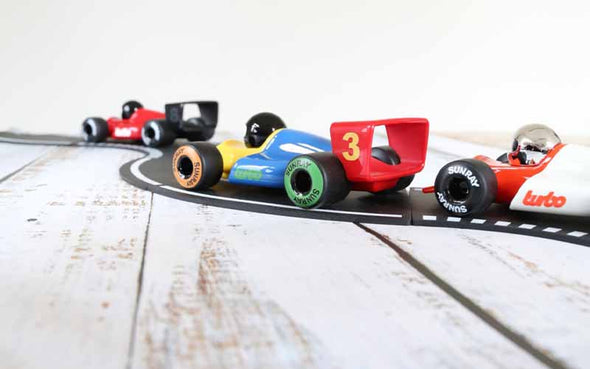 Playforever TURBO | Die Rennwagen Modellautos im Sale