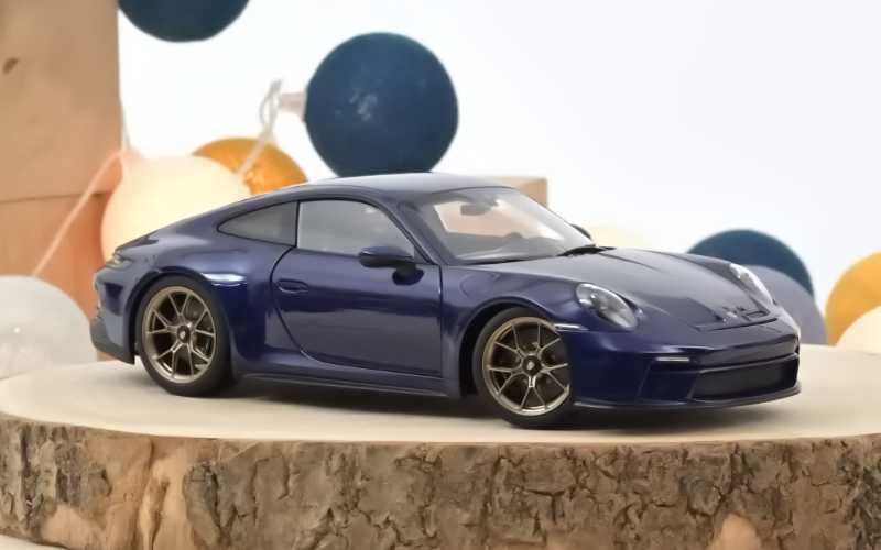 Modellino auto 1:18 Porsche 911 GT3 2021 blu di Norev