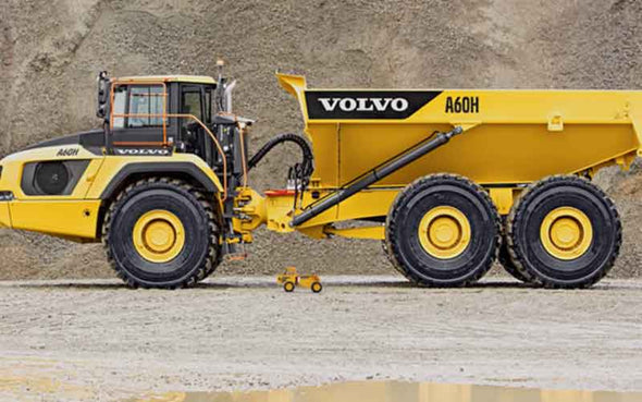 Volvo Baustellenfahrzeug für Kinder | Rutschfahrzeug aus Holz von Moover Toys